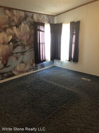 1425 E Murray St photo'