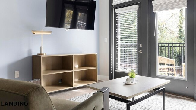 2550 Blackmon Dr in Decatur, GA - Foto de edificio - Building Photo