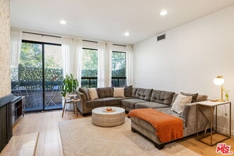 1833 Fairburn Ave in Los Angeles, CA - Building Photo - Building Photo