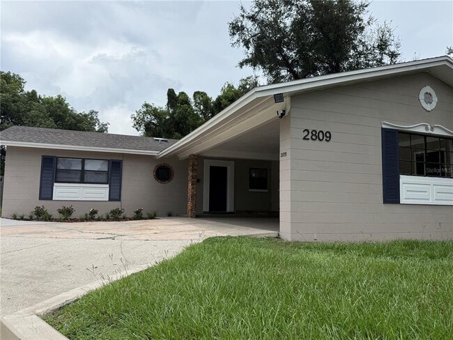2809 W Fairbanks Ave