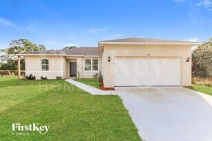 874 Brookfield St SE in Palm Bay, FL - Building Photo