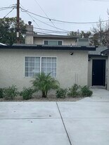 139 N Lamer St, Unit A in Burbank, CA - Building Photo