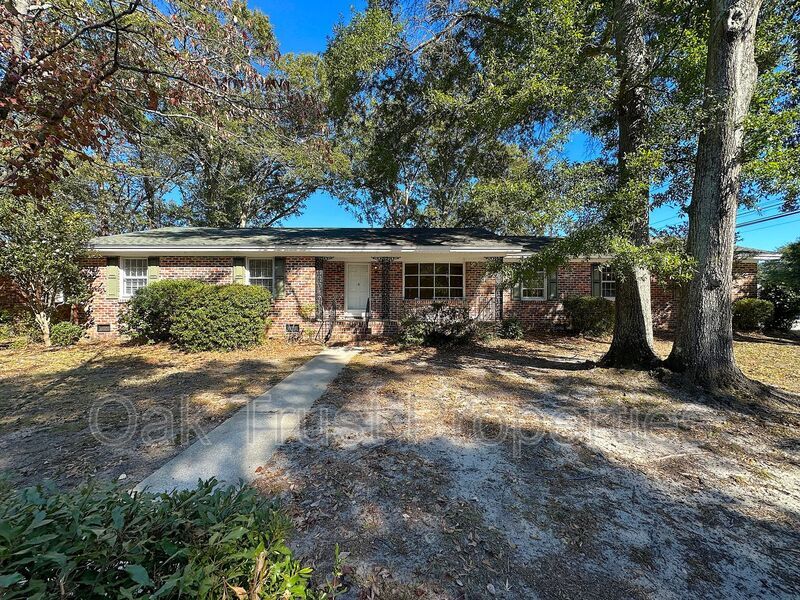 8 Shrewsbury Rd in Charleston, SC - Building Photo