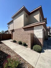 374 Creekside Curve in New Braunfels, TX - Building Photo - Building Photo