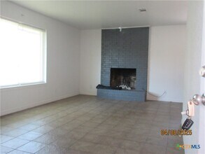 1204 Wales Dr in Killeen, TX - Building Photo - Building Photo