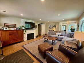 32114 Upper Bear Creek Rd in Evergreen, CO - Building Photo - Building Photo