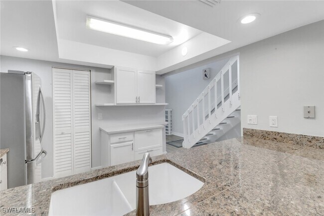 property at 790 Meadowland Dr