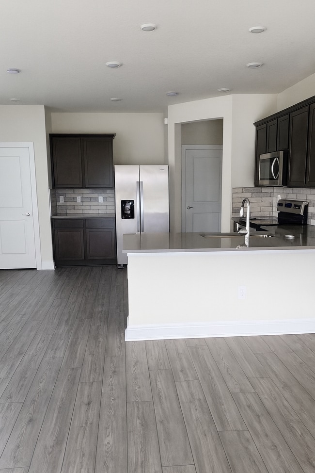 4758 Sparkling Shell Ave in Kissimmee, FL - Building Photo - Building Photo