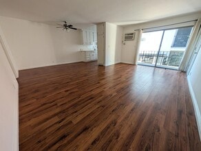 520 Hayworth Ave in Los Angeles, CA - Building Photo - Building Photo