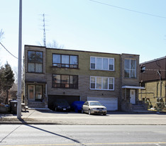 437-439 Wilson Ave Apartments