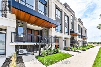 65 Saigon Dr in Richmond Hill, ON - Building Photo - Building Photo