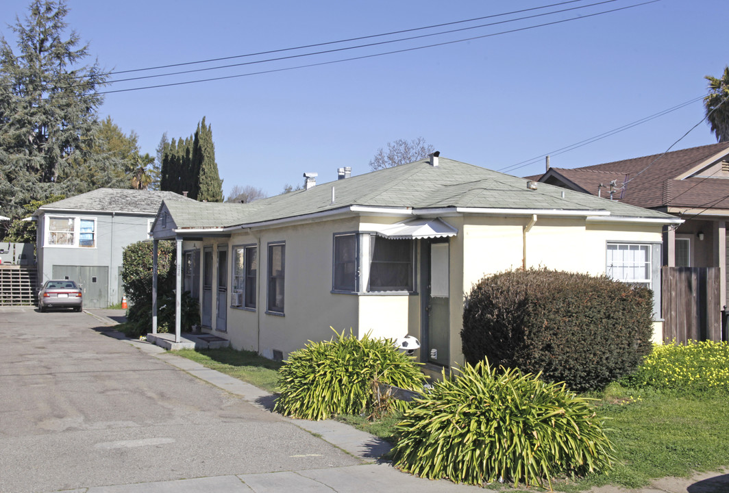 716 Medford Ave in Hayward, CA - Building Photo