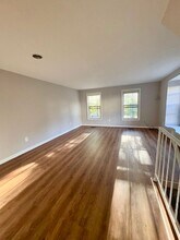 20501 Strath Haven Dr in Gaithersburg, MD - Foto de edificio - Building Photo