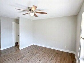 2032 Stouts Rd in Birmingham, AL - Building Photo - Building Photo