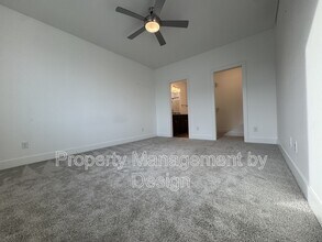 835 SE Booth Ave in Waukee, IA - Building Photo - Building Photo