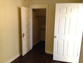 3340 Gillham Rd, Unit 1 in Kansas City, MO - Building Photo - Building Photo