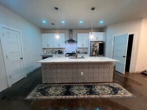 1339 Hendricks Ave in Dallas, TX - Building Photo - Building Photo
