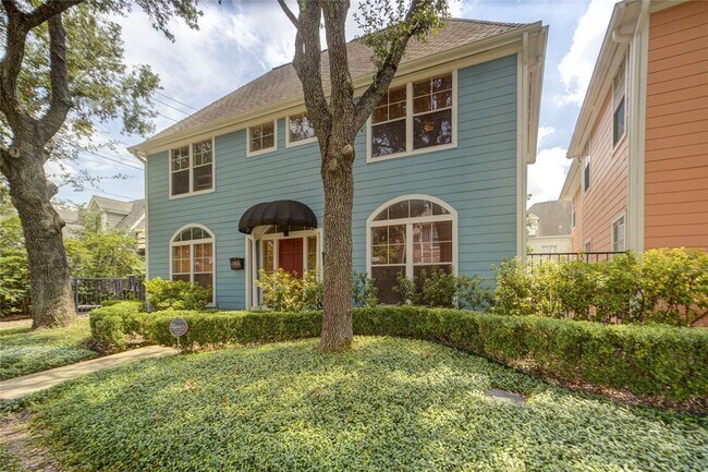 2405 North Blvd in Houston, TX - Building Photo - Building Photo