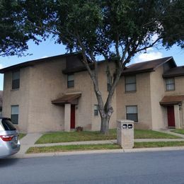 5401 N 15th St in McAllen, TX - Building Photo