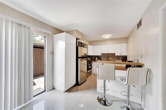 3006 Brockbank Ct in Dallas, TX - Building Photo - Building Photo