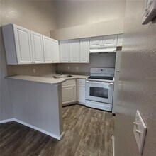 2210 Yankee Pl in Orlando, FL - Building Photo - Building Photo
