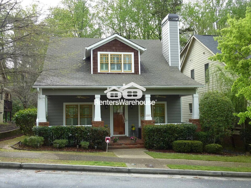 1357 Benteen Park Dr SE in Atlanta, GA - Building Photo