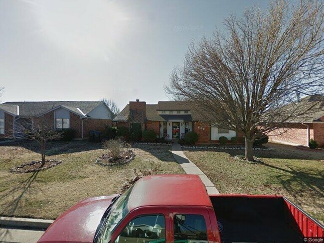 608 NW 140th St in Edmond, OK - Foto de edificio - Building Photo