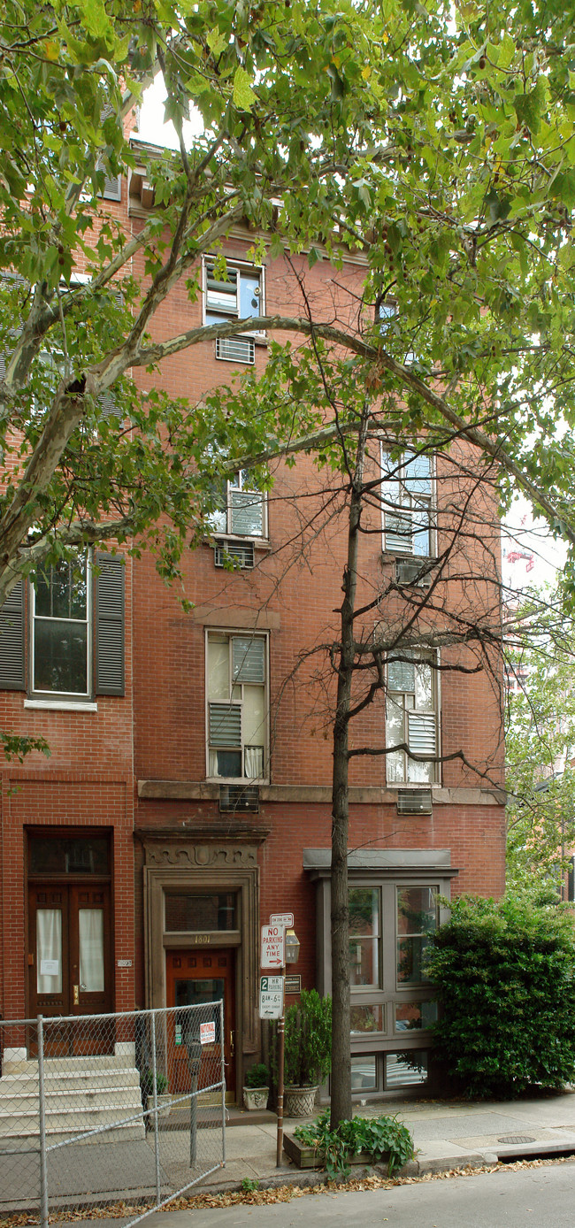 1801 Pine St in Philadelphia, PA - Building Photo - Building Photo