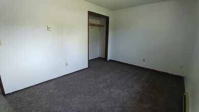 305 NW Robert St, Unit B in Pullman, WA - Building Photo - Building Photo