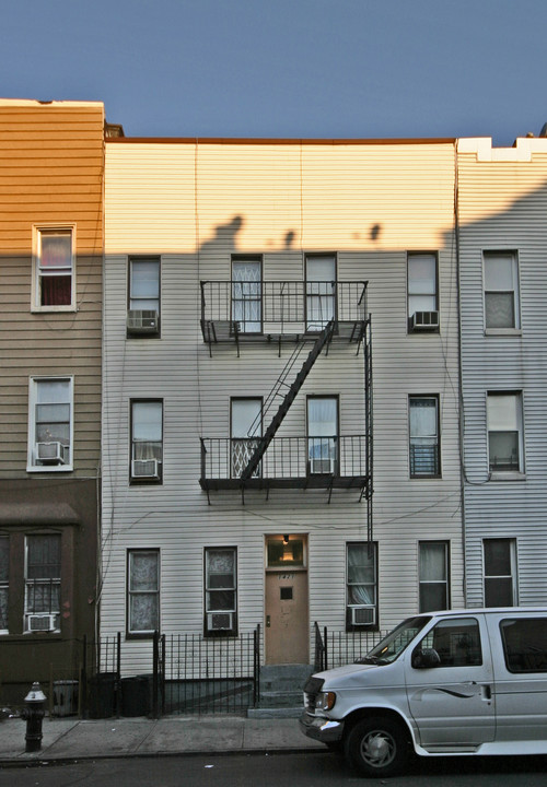 1421 Dekalb Ave in Brooklyn, NY - Building Photo