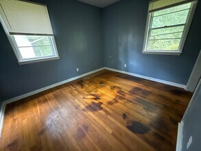 1054 Deryll St in Jackson, MS - Building Photo - Building Photo