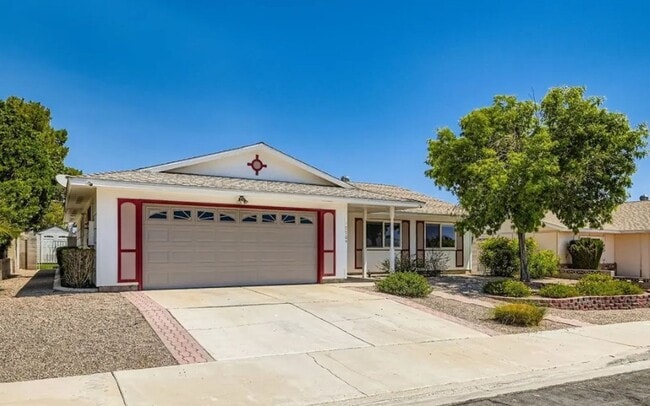7704 Peacock Ave