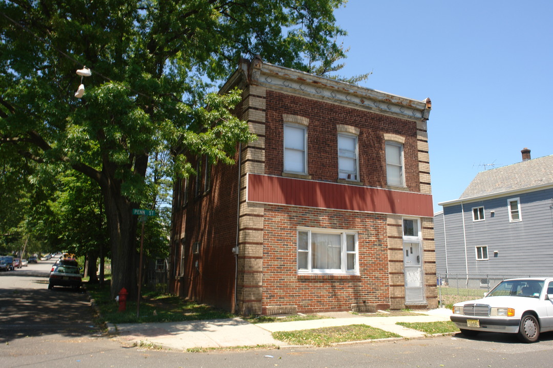 665 Penn St in Perth Amboy, NJ - Building Photo