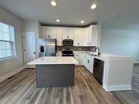 22 Katelyn Dr in New Oxford, PA - Building Photo