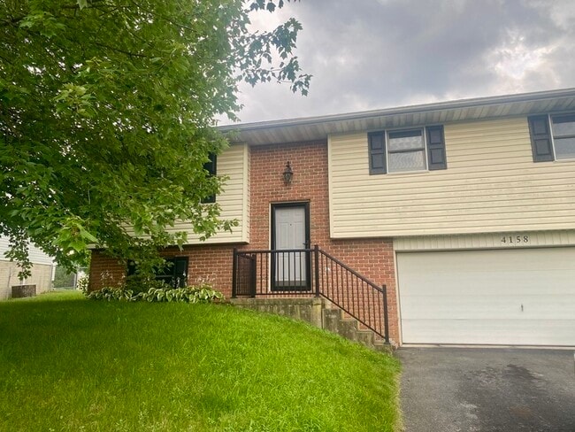 property at 4158 Jasmine Pl