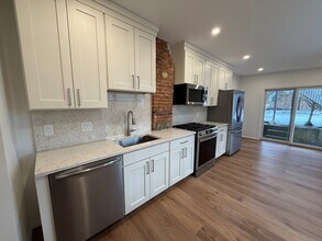 97 Baldwin St in Boston, MA - Building Photo - Building Photo