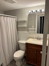 813 S Grosvenor Ct in Virginia Beach, VA - Building Photo - Building Photo