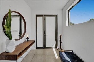 3465 SW 3rd Ave in Miami, FL - Building Photo - Building Photo