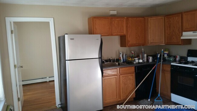 291 Silver St in Boston, MA - Building Photo - Building Photo