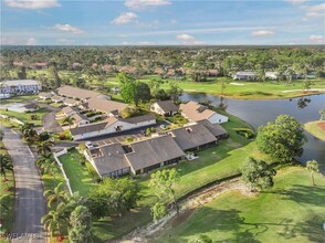 205 Deerwood Cir in Naples, FL - Building Photo - Building Photo