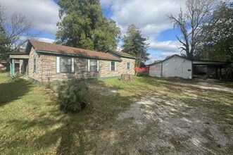 206 Chance St in Kennett, MO - Foto de edificio - Building Photo