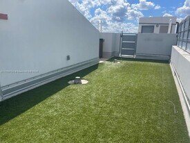 1712 SW 2nd Ave in Miami, FL - Building Photo