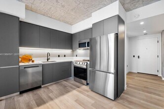 307 SW 5th St in Fort Lauderdale, FL - Foto de edificio - Building Photo