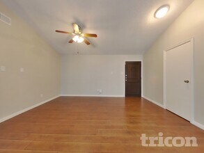 1122 Heiden Ct in Flower Mound, TX - Building Photo - Building Photo