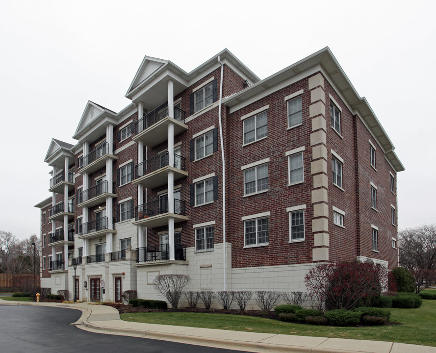 Park Avenue Station in Clarendon Hills, IL - Building Photo