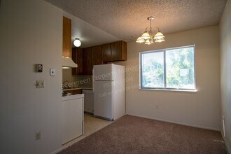 3950 Manhattan Ave in Fort Collins, CO - Building Photo - Building Photo