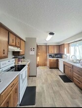 1701 S Olson St in Kennewick, WA - Building Photo - Building Photo