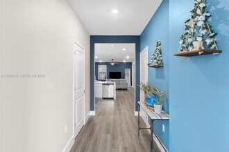 110 SW 171st Wy in Pembroke Pines, FL - Building Photo - Building Photo