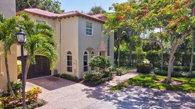 138 Via Palma Ln in Boca Raton, FL - Building Photo - Building Photo