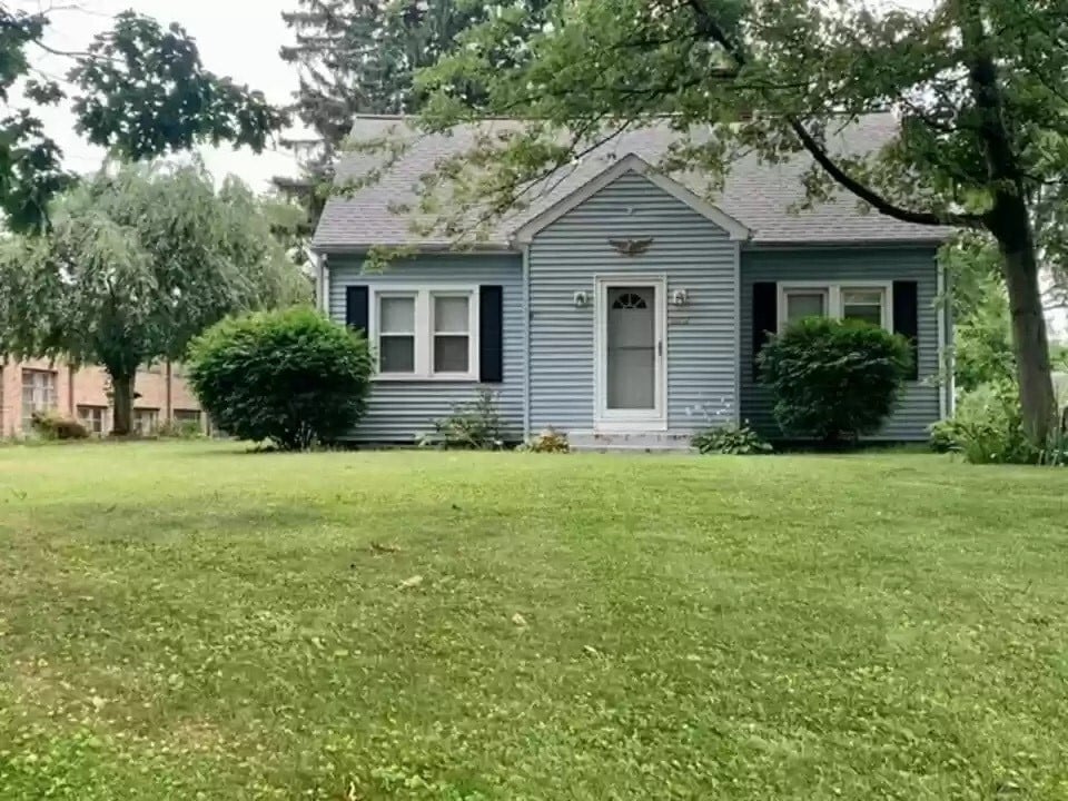 3817 W 10th St in Erie, PA - Building Photo